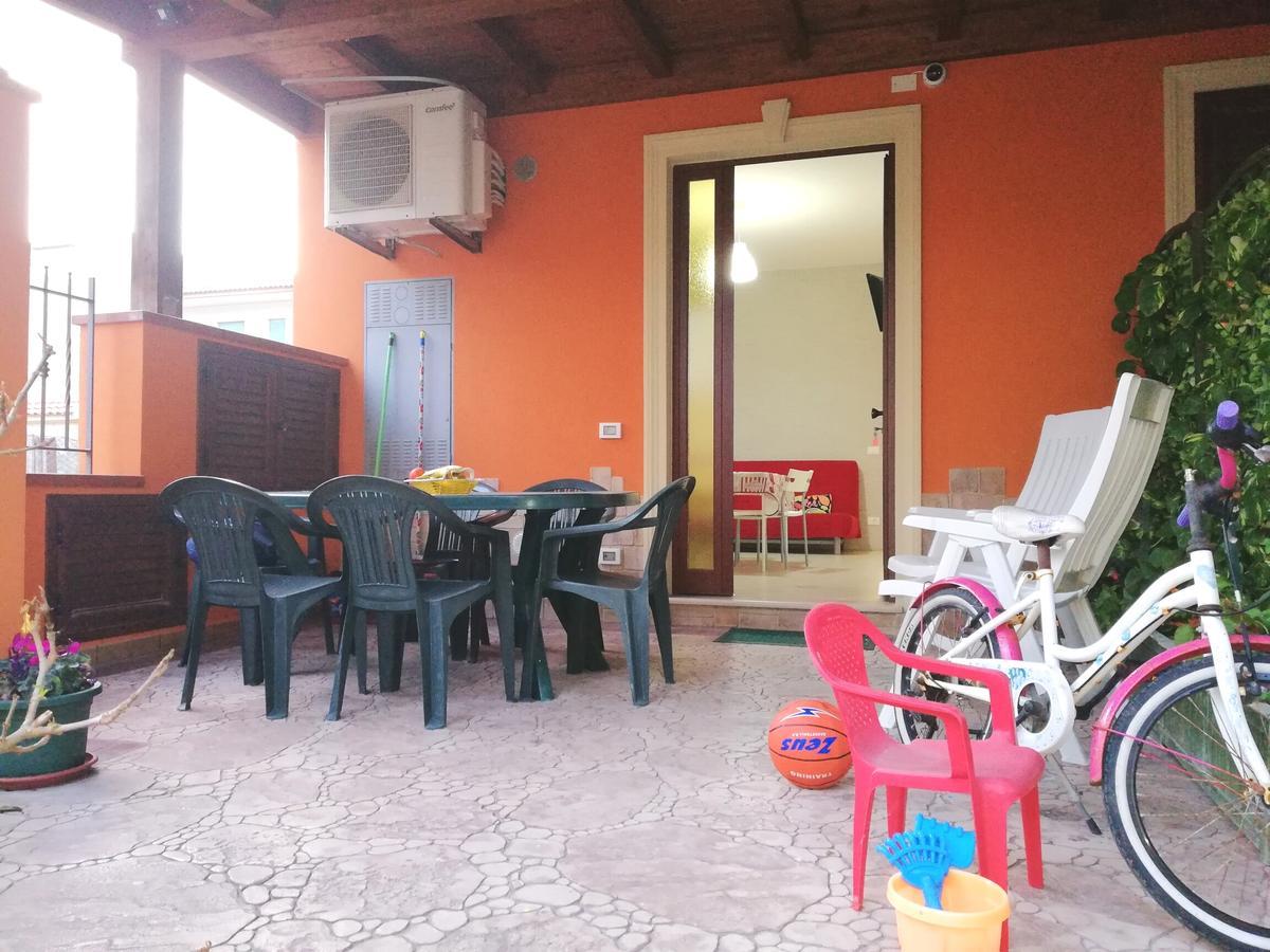 Capo D'Orlando Apartments Екстериор снимка