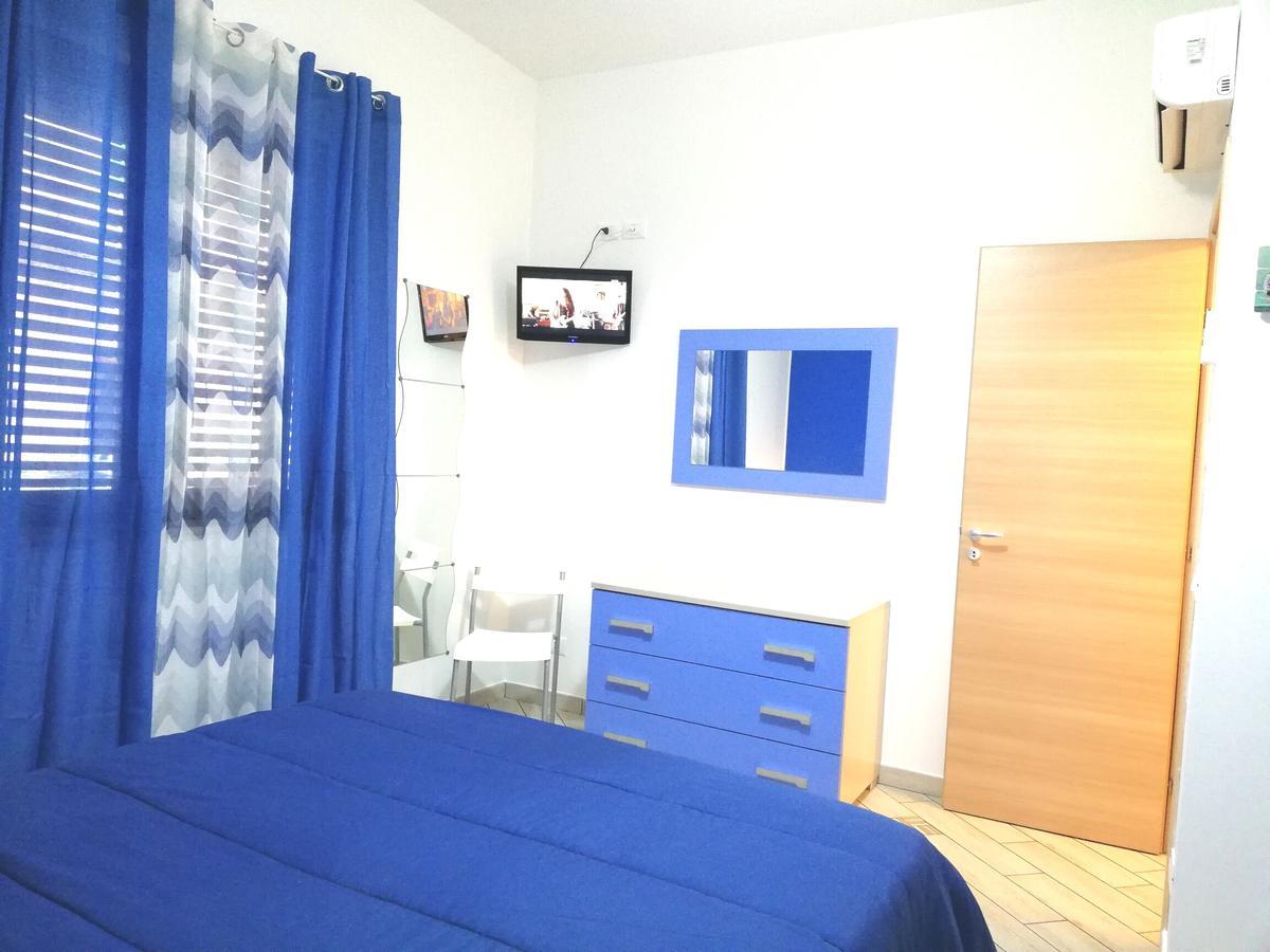 Capo D'Orlando Apartments Екстериор снимка
