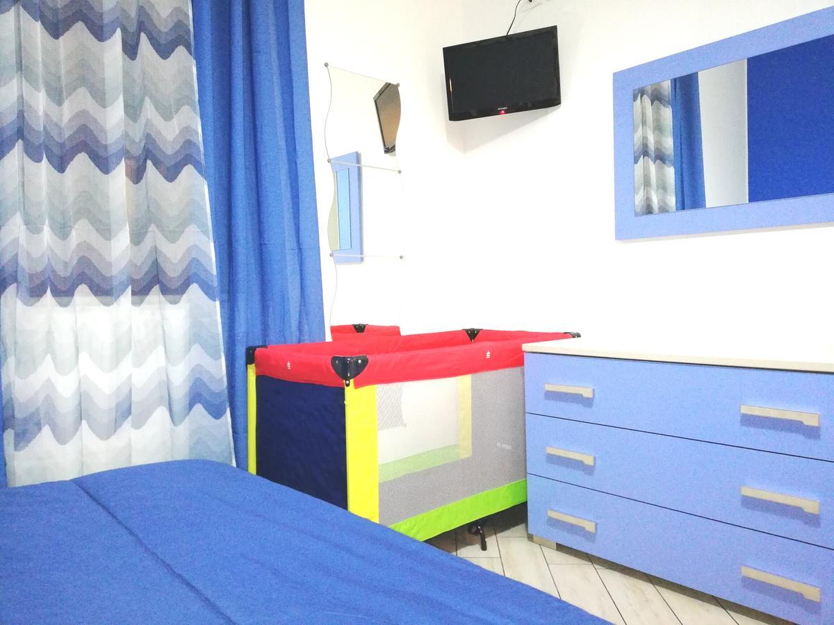 Capo D'Orlando Apartments Екстериор снимка