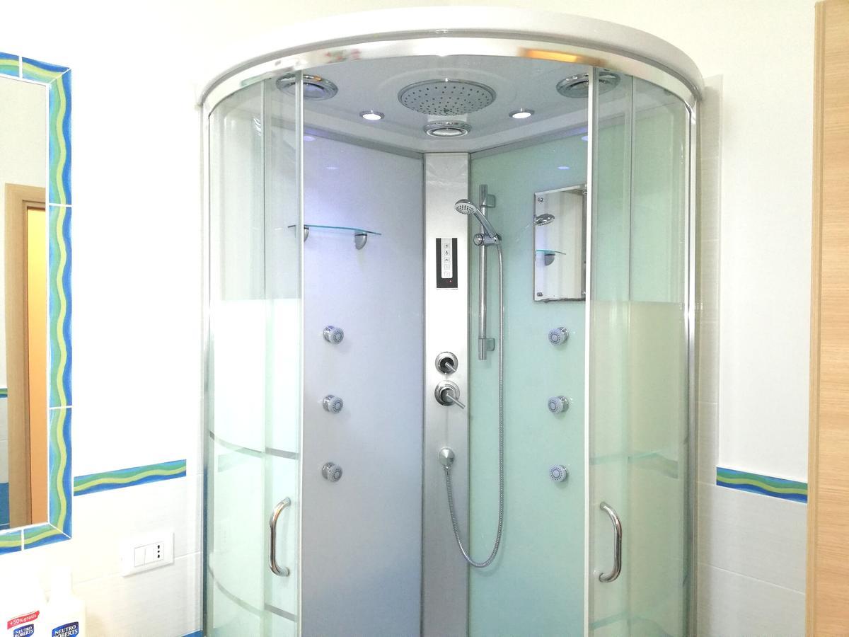 Capo D'Orlando Apartments Екстериор снимка