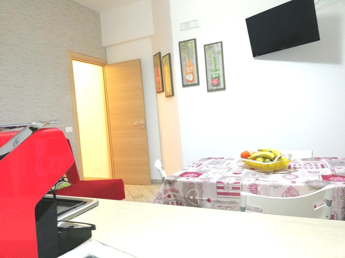 Capo D'Orlando Apartments Екстериор снимка