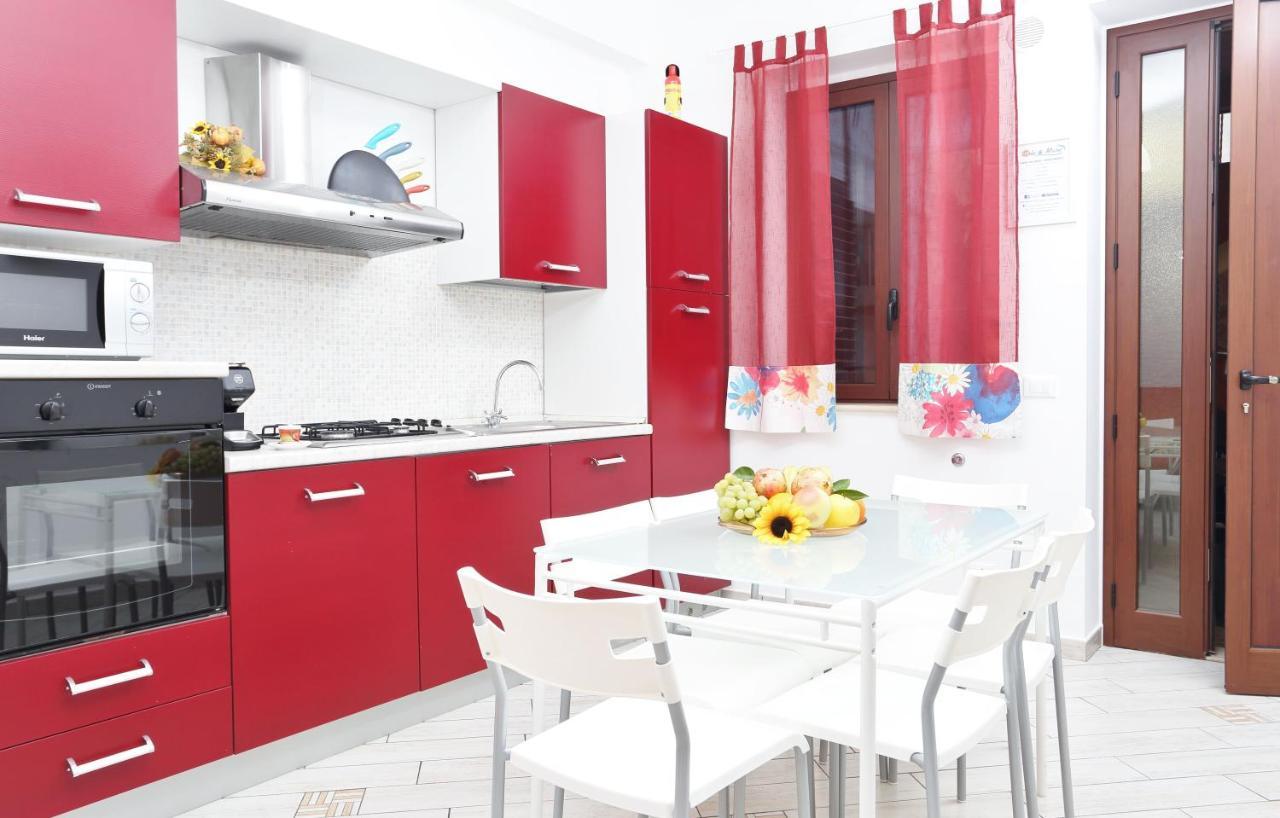 Capo D'Orlando Apartments Екстериор снимка