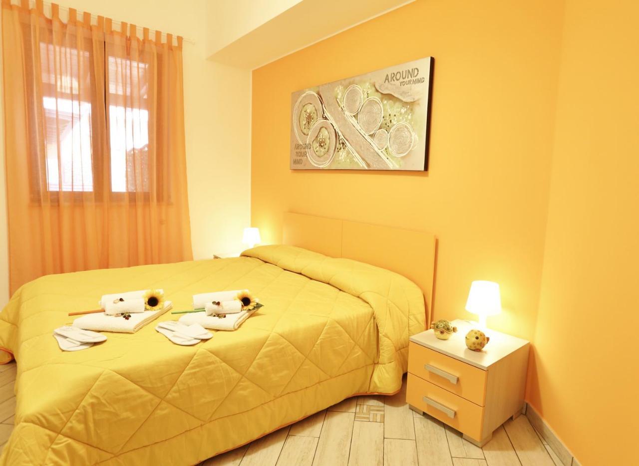 Capo D'Orlando Apartments Екстериор снимка