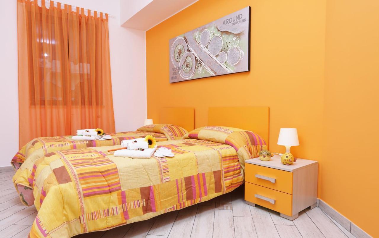 Capo D'Orlando Apartments Екстериор снимка