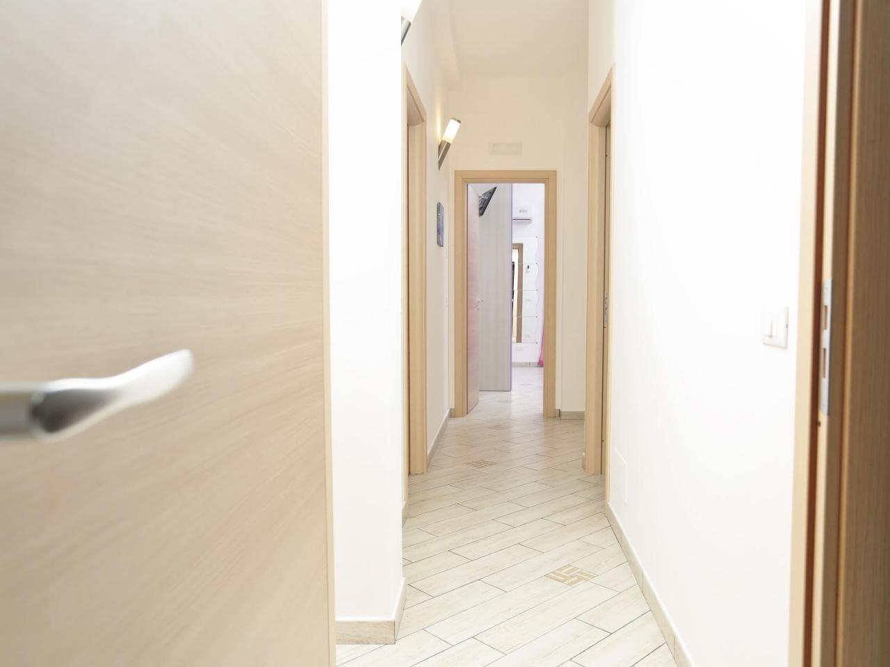 Capo D'Orlando Apartments Екстериор снимка