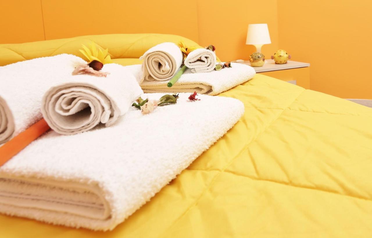 Capo D'Orlando Apartments Екстериор снимка