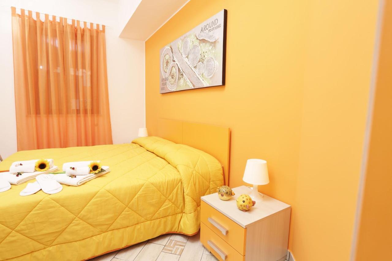 Capo D'Orlando Apartments Екстериор снимка